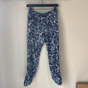 Athleta | Navy Floral Printed Jogger | Sz 6